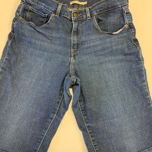 Levi Bermuda shorts size 30